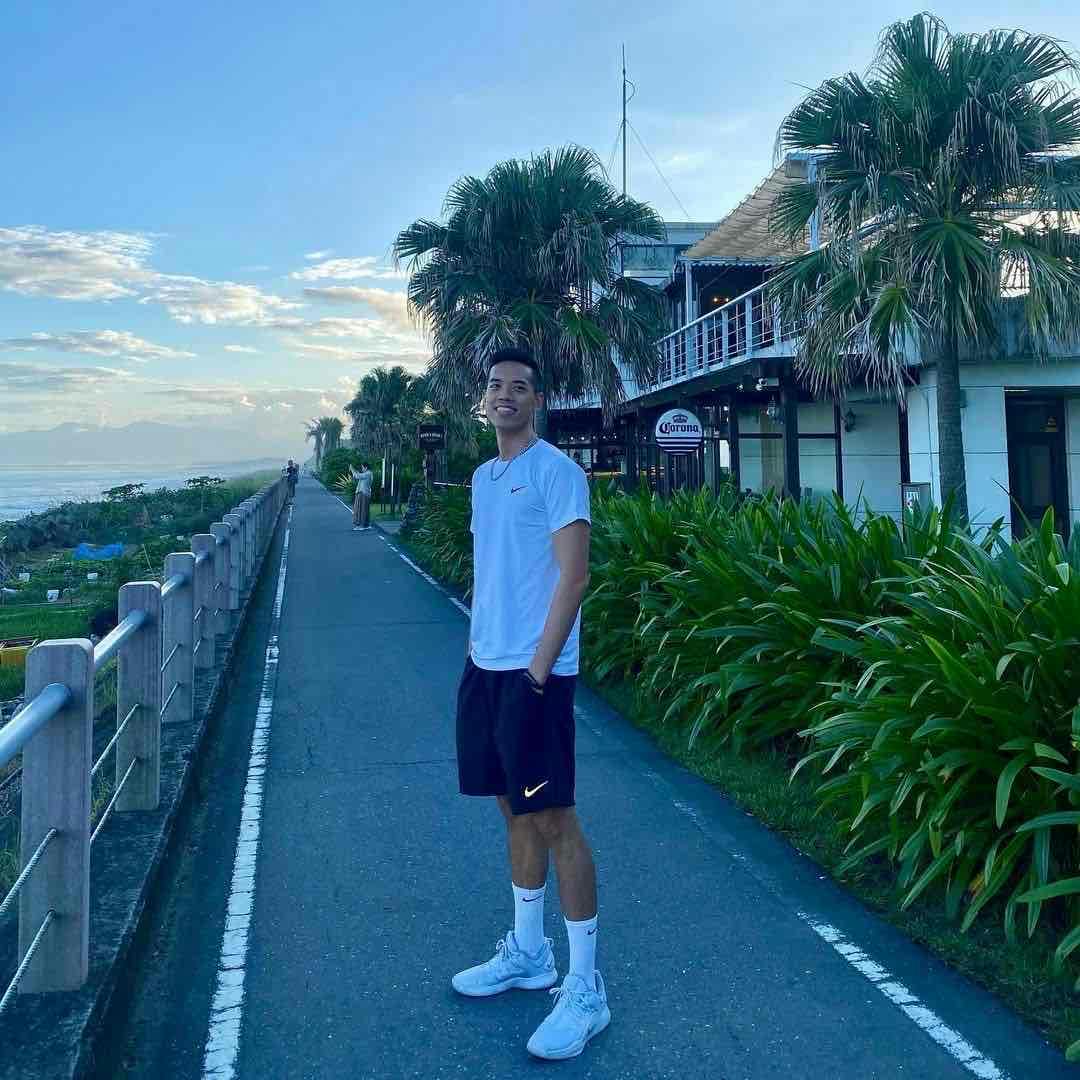 Nike LeBron 18 EP 'Play For The Future' CW3155-400 Nike LeBron 18 EP 'Play For The Future' CW3155-400